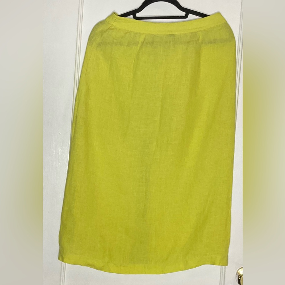 Ellen Tracy Yellow Button-Front Skirt - Picture 2 of 3